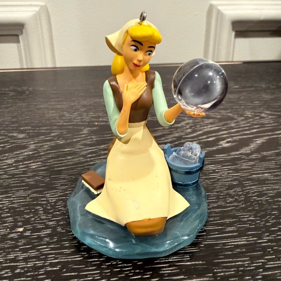 Hallmark 2018 Disney Cinderella A Dream Come True Keepsake Ornament - Picture 1 of 6